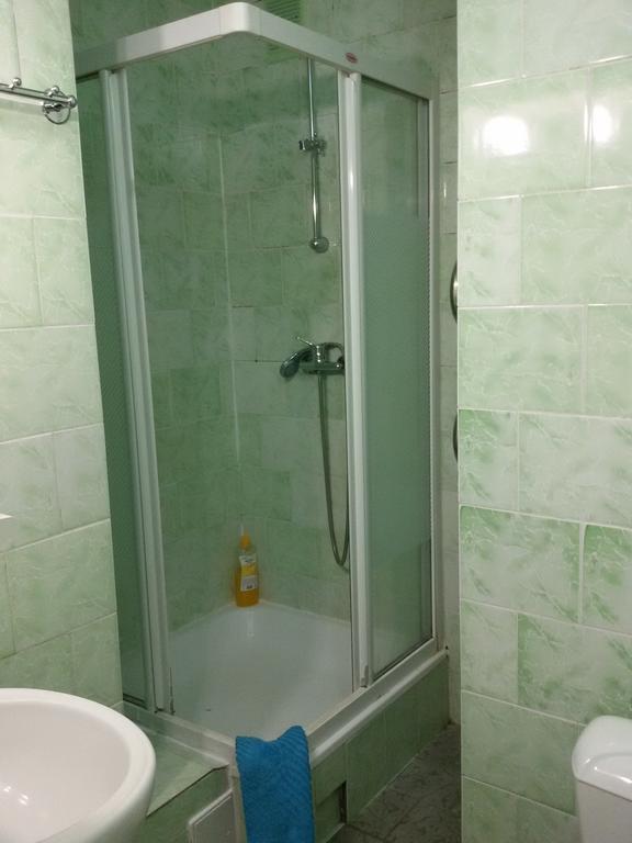 Apartment Gospitalna Street 2 Kiew Exterior foto
